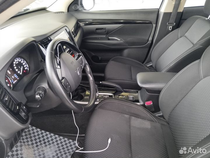 Mitsubishi Outlander 2.0 CVT, 2019, 65 000 км