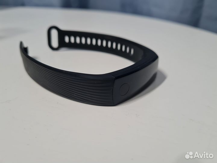 Фитнес браслет Honor band 3