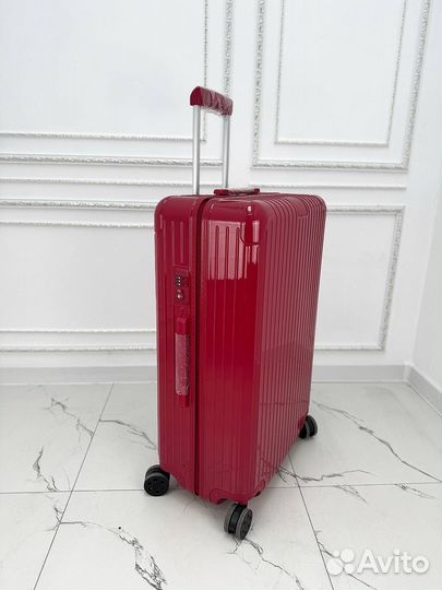 Чемодан Rimowa Essential