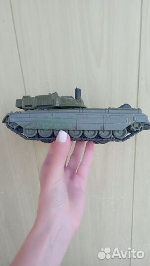 Танк игрушечный Т 75