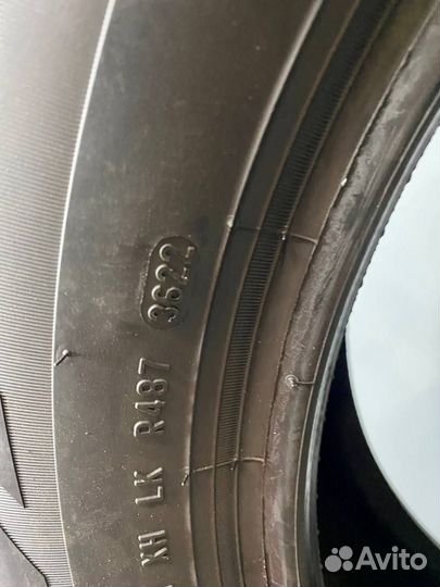 Pirelli Formula Ice 215/65 R16 98T