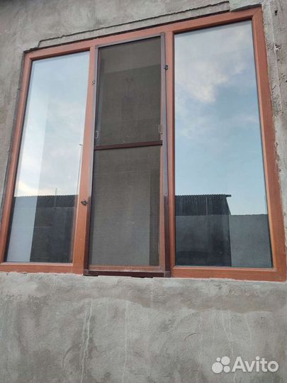 Окна пластиковые б/у. 160см в ширину и 153см в дли