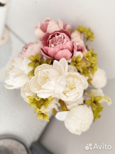 Ваза бакарат 23см.и Искусственные цветы вместе