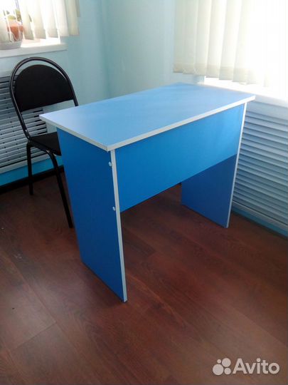 Стол ученический