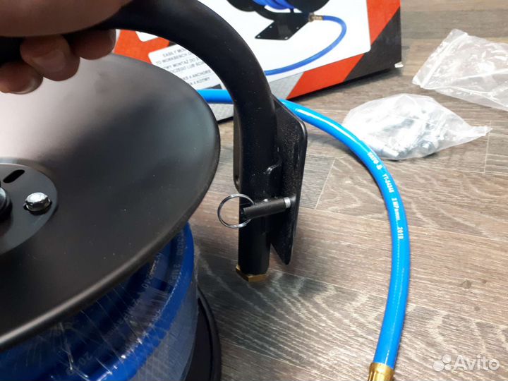 Шланг пневматический 10мм 15м на катушке Yato