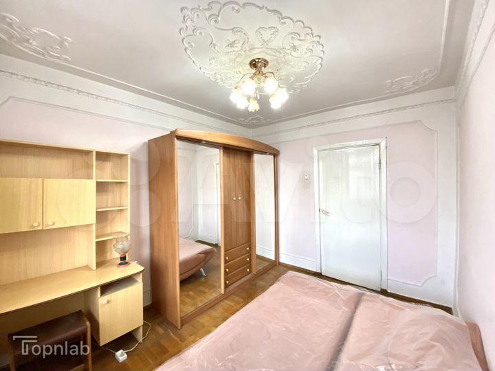 4-к. квартира, 80 м², 3/9 эт.