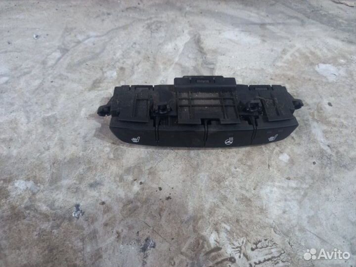 Кнопки прочие Hyundai Solaris 2 2018