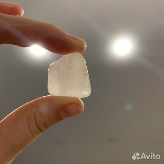 Кварц (розовый кварц)