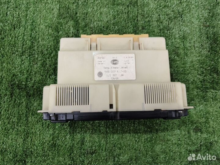 Блок управления климат контролем Volkswagen Passat