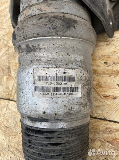 Пневмостойка передняя левая Porsche Cayenne 955