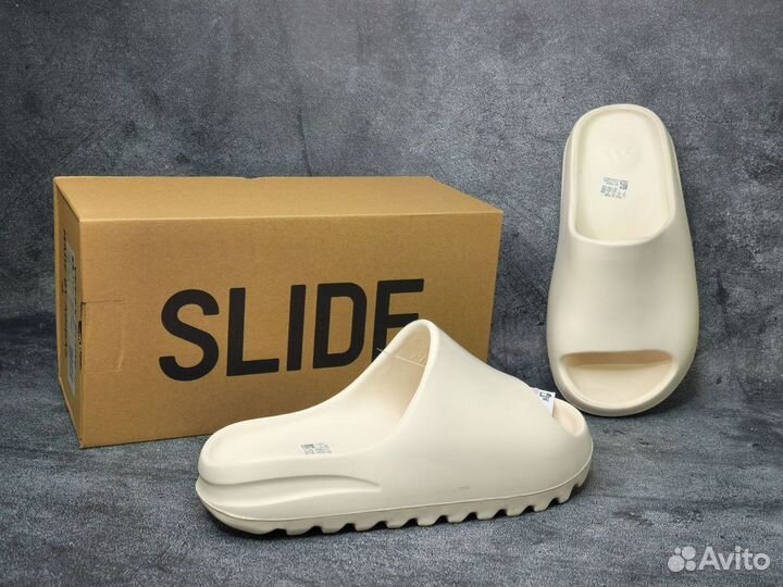 Тапочки Adidas Yeezy Slide