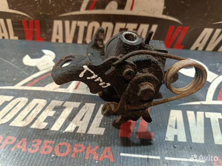 Суппорт тормозной задний левый Volkswagen Passat