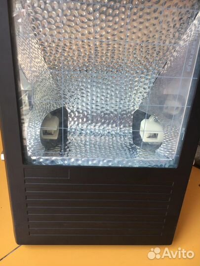 Прожектор галогенный 150 W 220 V 50 Hz