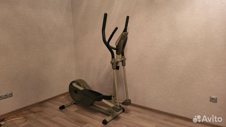 Эллиптический тренажер torneo festa c-307