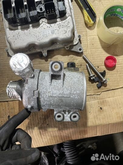 Помпа bmw f10 n20b20