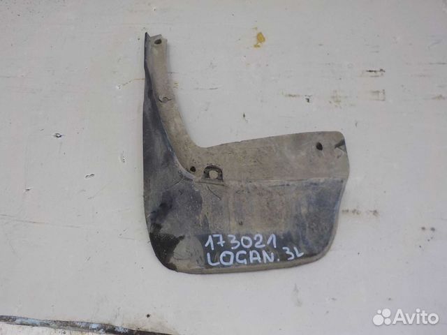 Брызговик renault logan задний левый