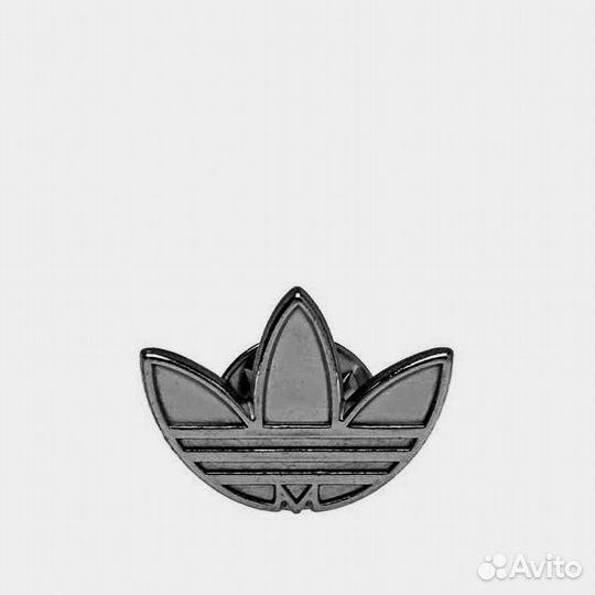 Значок adidas