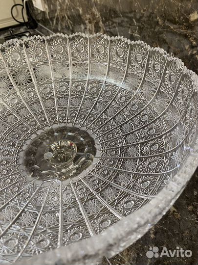 Ваза хрустальная