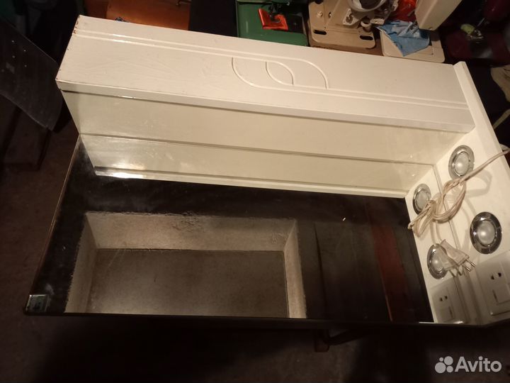 Туалетный шкафчик