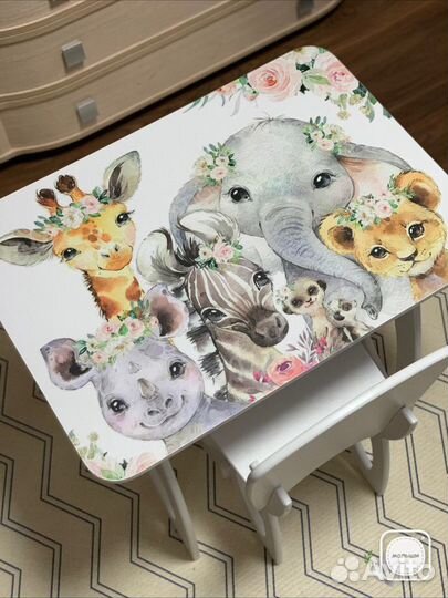 Детский стол и стул новый с рисунком