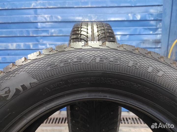 Gislaved Nord Frost 5 225/65 R17 102H