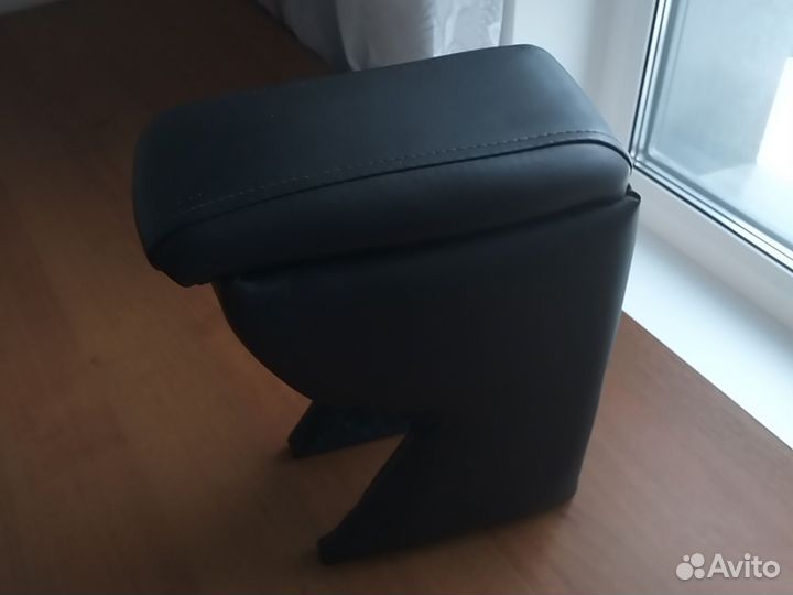 Подлокотник для LADA granta