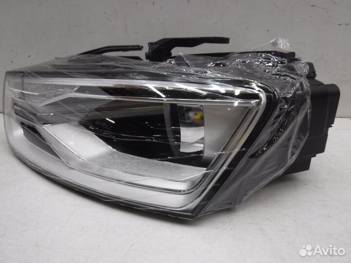 Фара левая на Audi Q3