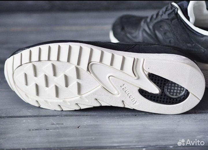 Saucony Grid 8500 HT Black
