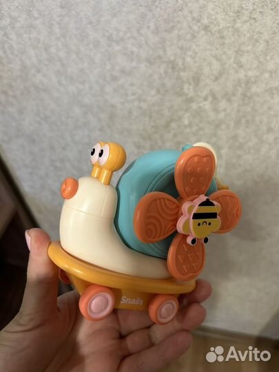 Игрушка улитка на присоске