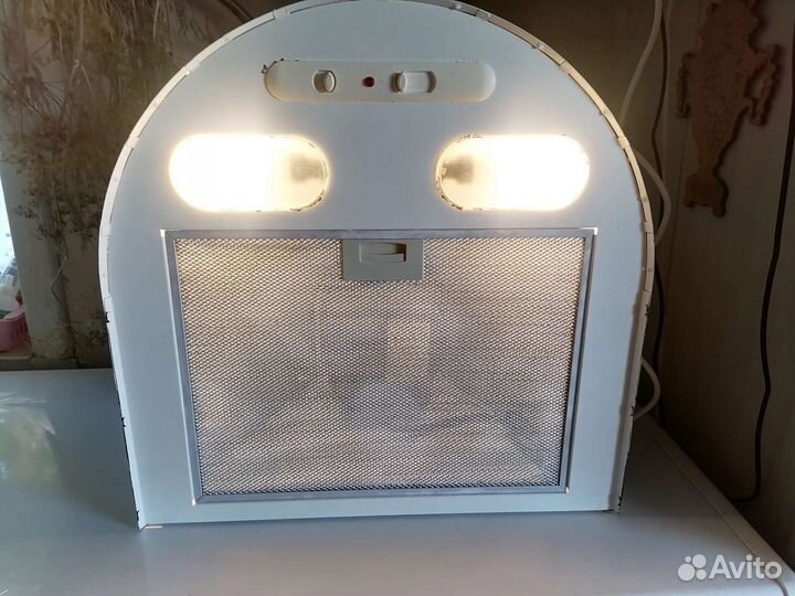 Кухонная вытяжка бу