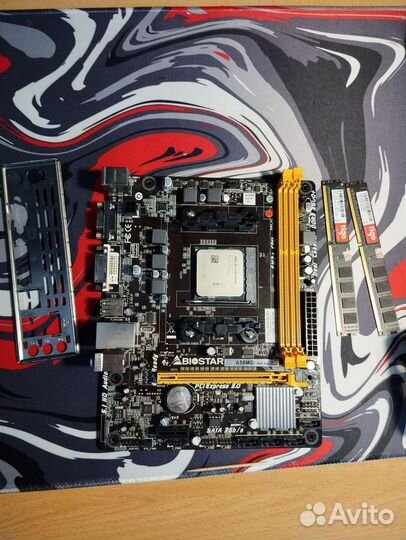 Материнская плата