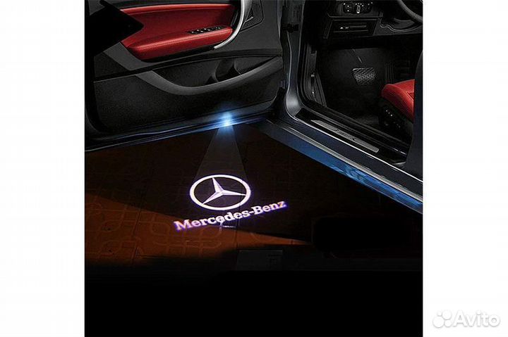 Проекция логотипа Мерседес