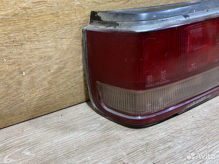 Фонарь левый Mazda 323 BF Арт. 111500