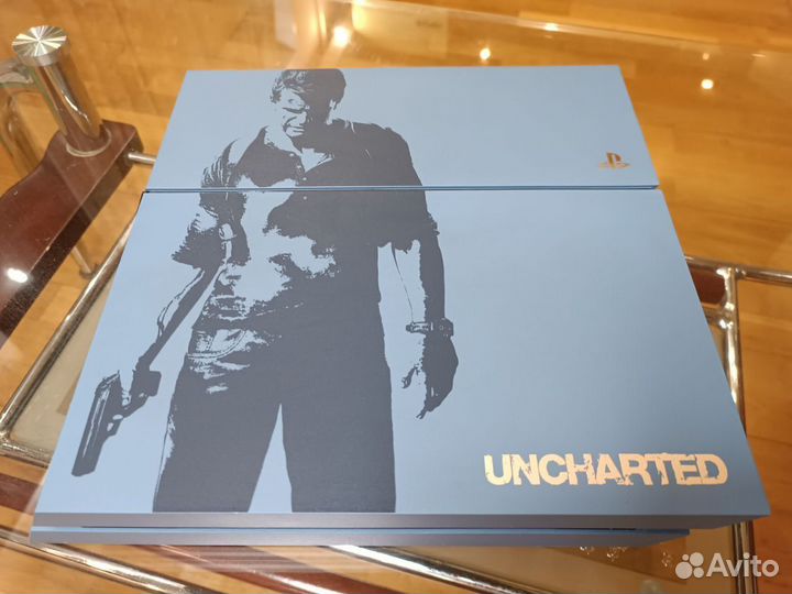 Коллекционная Sony Playstation 4 PS4 + игра ps4