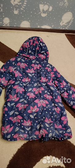 Куртка для девочки 128 на 6-7 лет