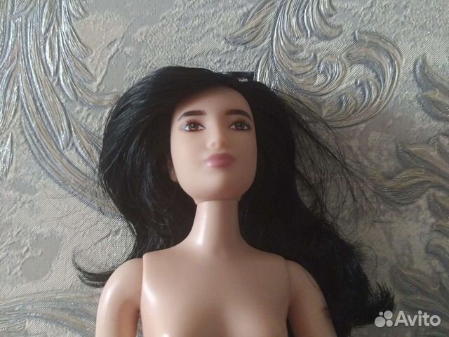 Новая Барби и столик для Барби- ветеринара