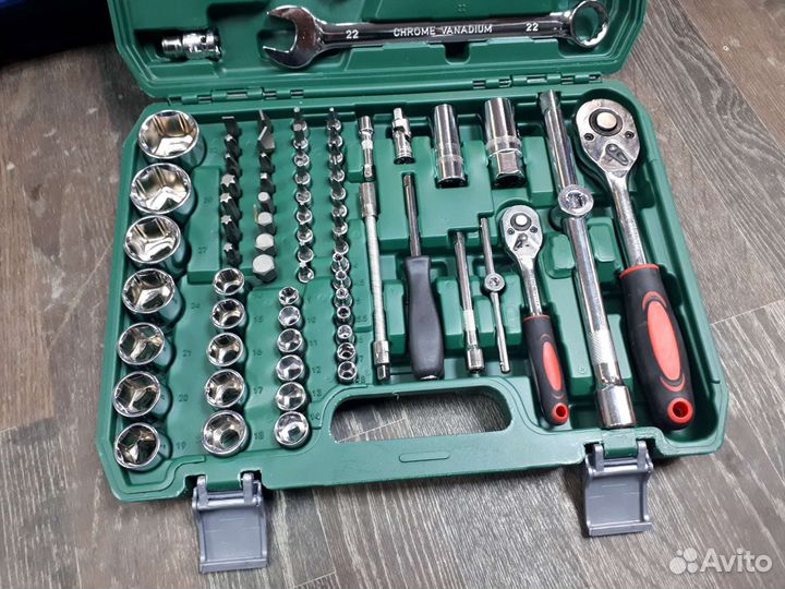 Набор инструментов для авто 82 предмета