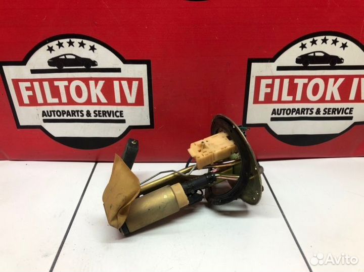 Насос топливный Mazda Demio DW5W B5E 2000