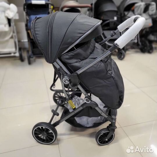 Коляска с перекидной ручкой новые