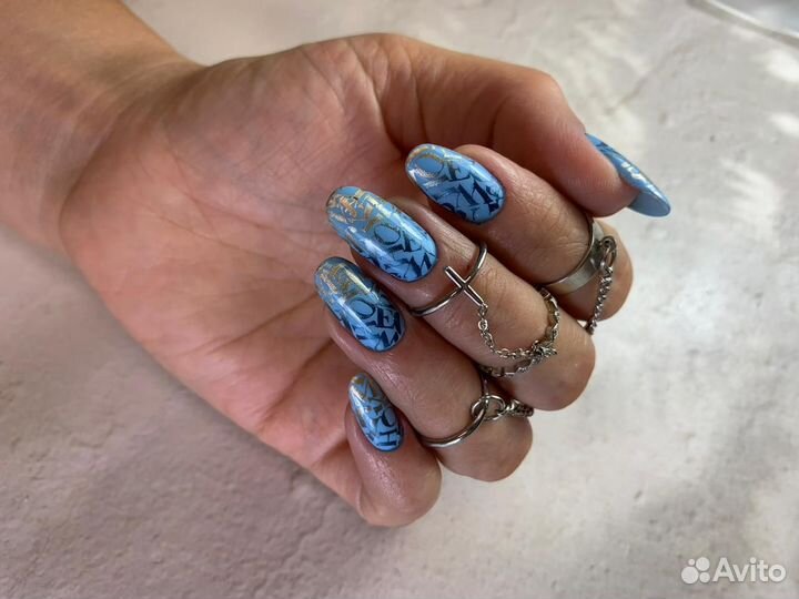 Маникюр бесплатно