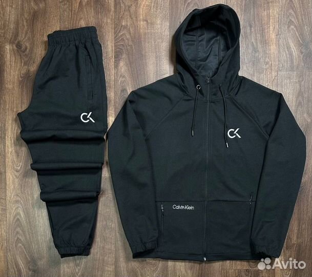 Спортивный костюм Calvin Klein