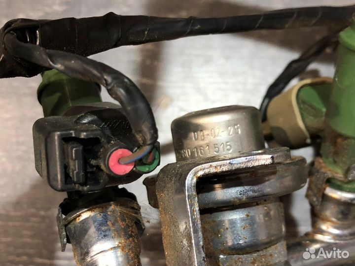 Топливная рампа впускные колодцы jaguar x-type 2.5