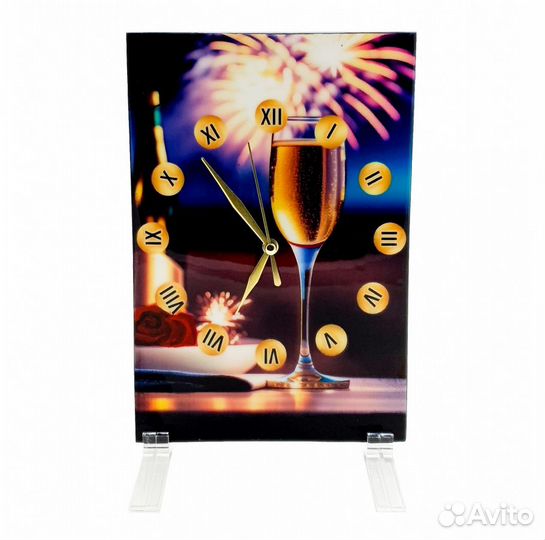 Декоративные часы праздничный бокал