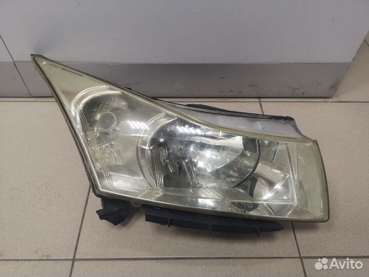 Фара правая Chevrolet Cruze рестайлинг аналог