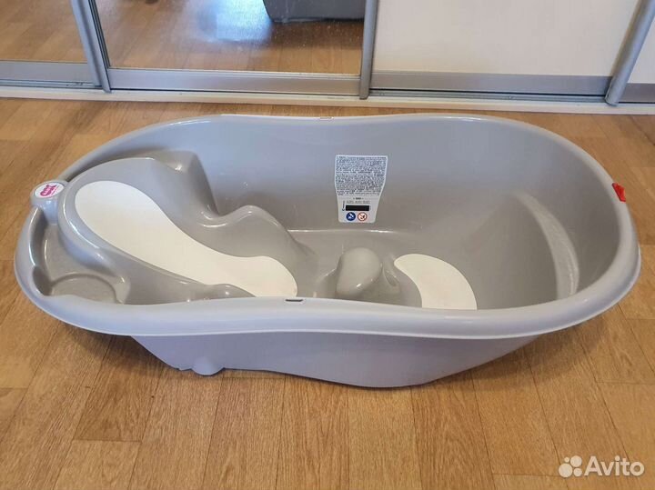 Ванночка для купания с горкой