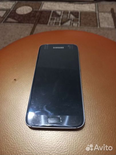 Телефон Samsung galaxy s7