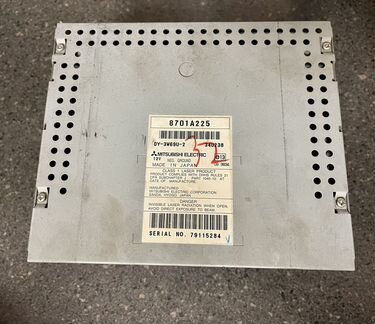 Оригинальная магнитола mitsubishi 8701A225