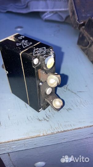 Тумблер АЗС-50 27 в 50 а