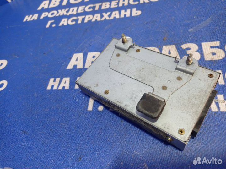 Блок управления Mazda Xedos 9 седан KJ 2000