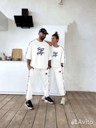 Парные костюмы двойки